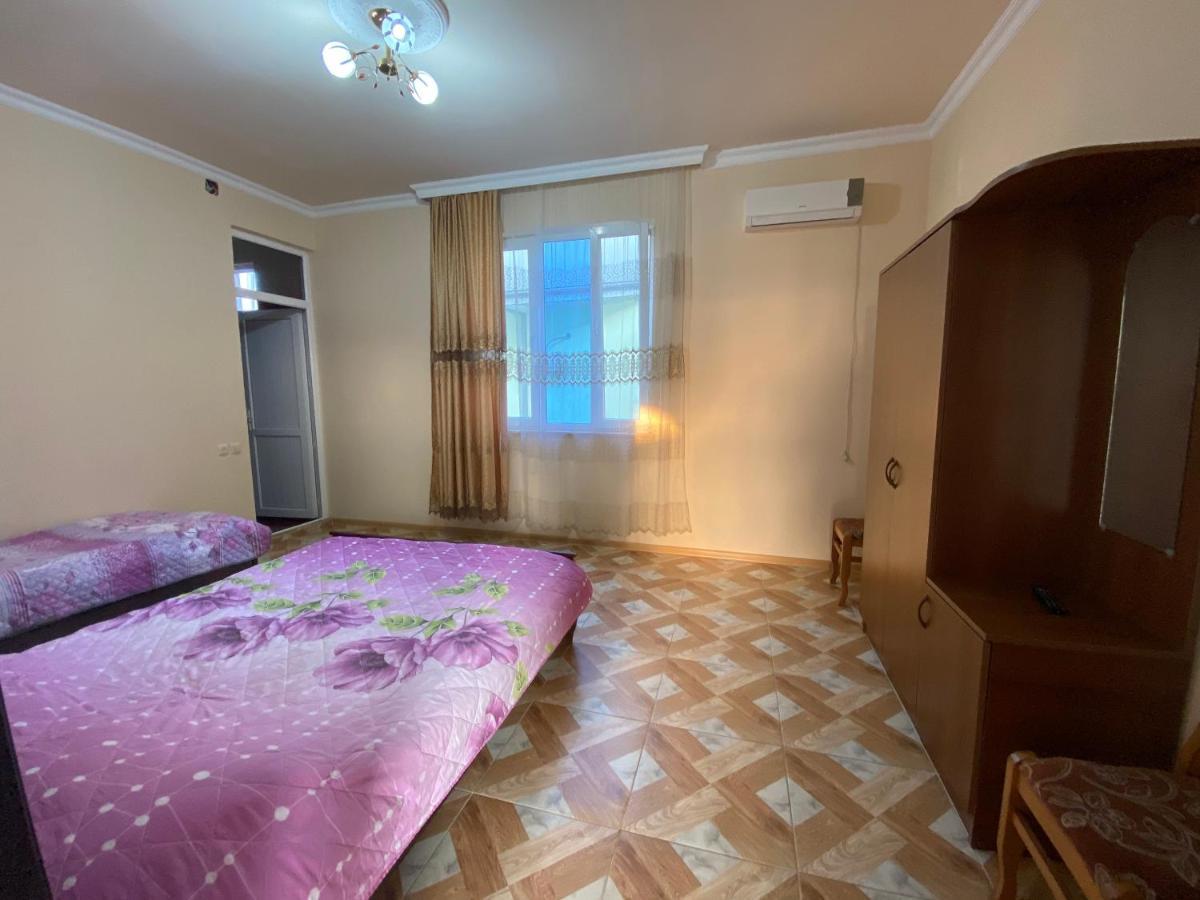 Beliy Dom Hotel Kvariati Buitenkant foto