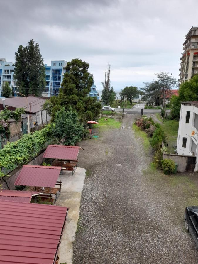 Beliy Dom Hotel Kvariati Buitenkant foto